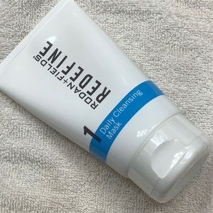 Rodman and fields Redefine mask 1 new